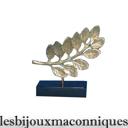 statue en bronze acacia